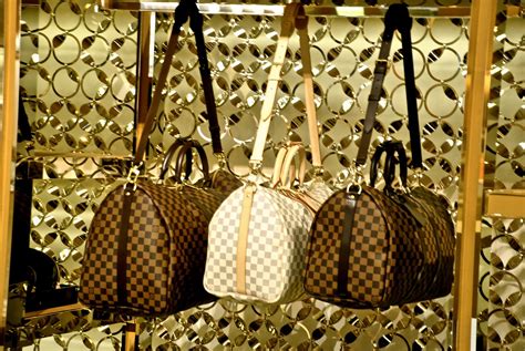 louis vuitton rome oprah|what happened to Oprah handbags.